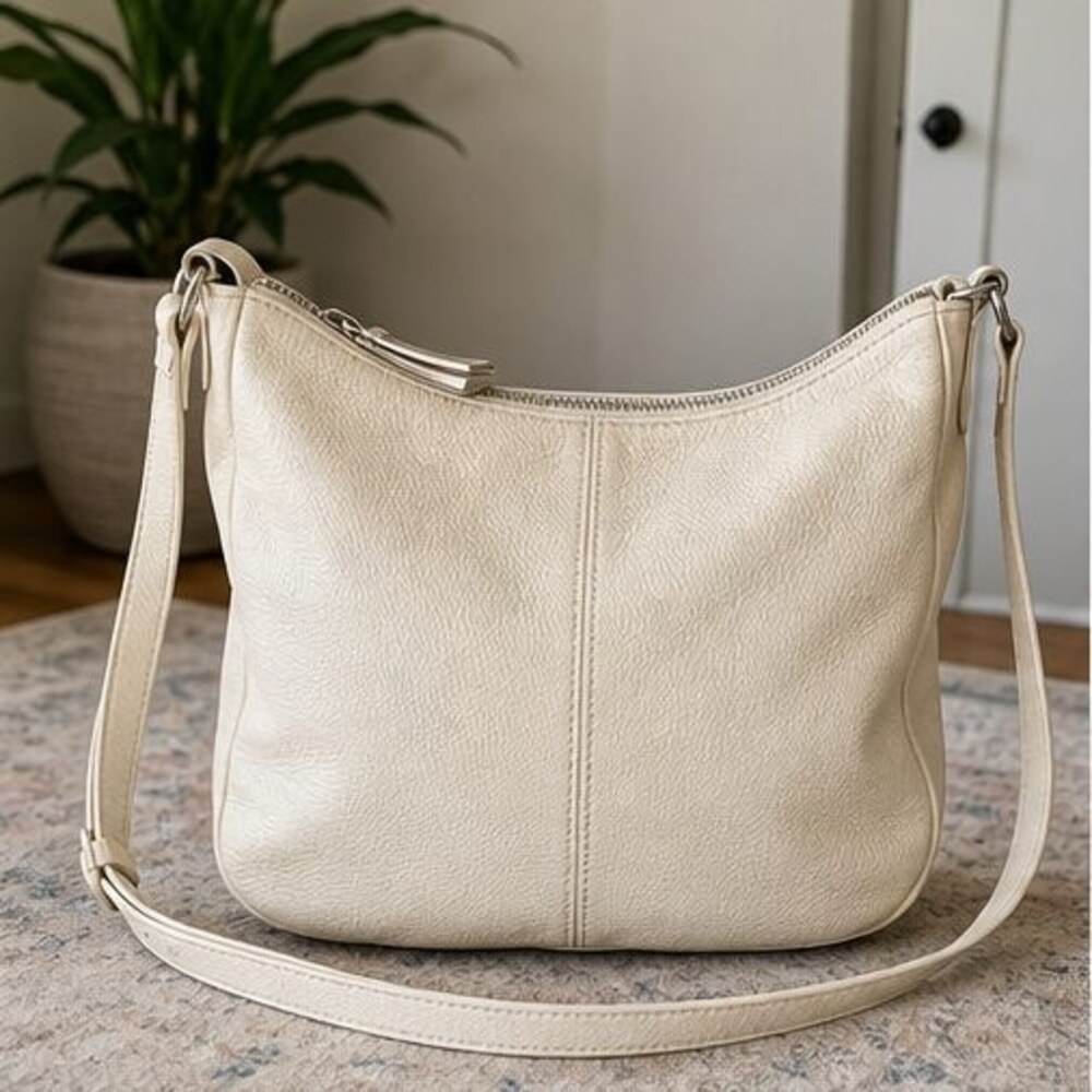Cream Pebbled Crossbody Bag